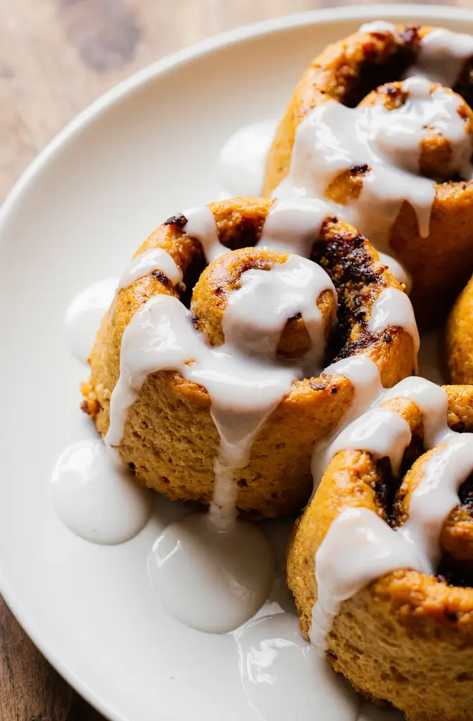 Pumpkin Protein Cinnamon Rolls